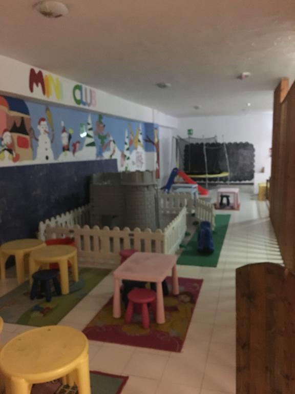 Villaggio Dello Sciatore Residence Paradiso Appartamenti E Monolocale ロッカラーゾ エクステリア 写真